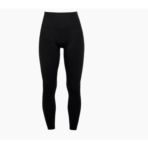 SPANX Look At Me Now Black Leggings Light Texture with Inseam Size Medium - Picture 1 of 13